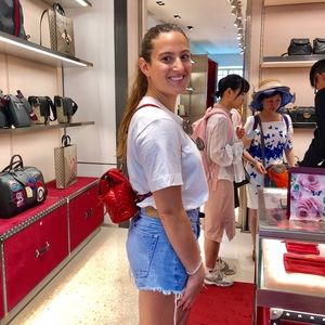 Meet your Posher, Diane